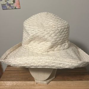 Betmar NY Cream Straw Hat